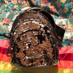 Kendall & Kylie mini backpack